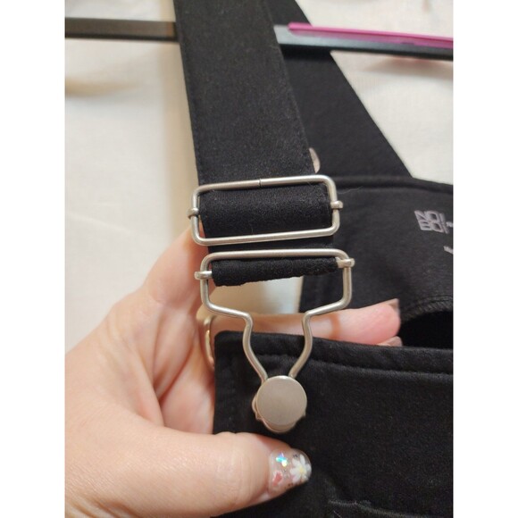 No Boundaries Womens Black Medium Bib Overalls Cargo Jumpsuit Soft Relaxed Cozy - Picture 8 of 16